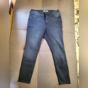 Old Navy Rockstar Super Skinny High Rise Size 16